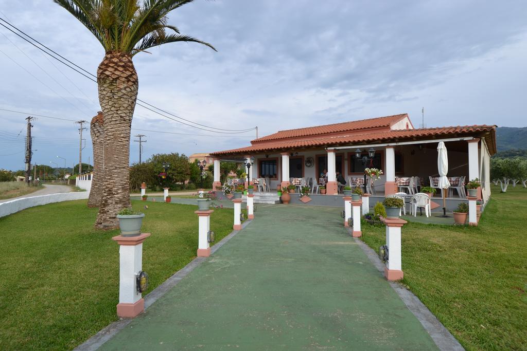 Liberty'S Studios Almiros Beach الغرفة الصورة